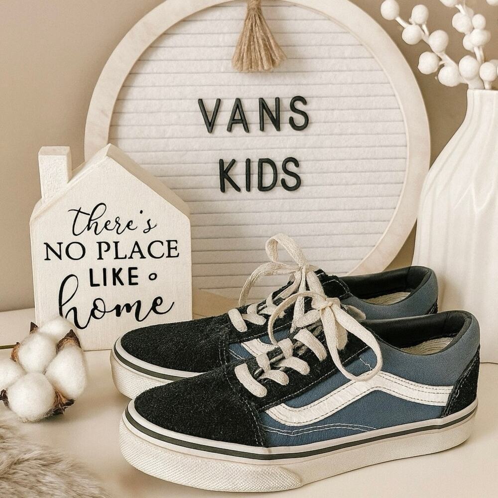 Vans Old Skool Sneakers in Blue Sz. 2